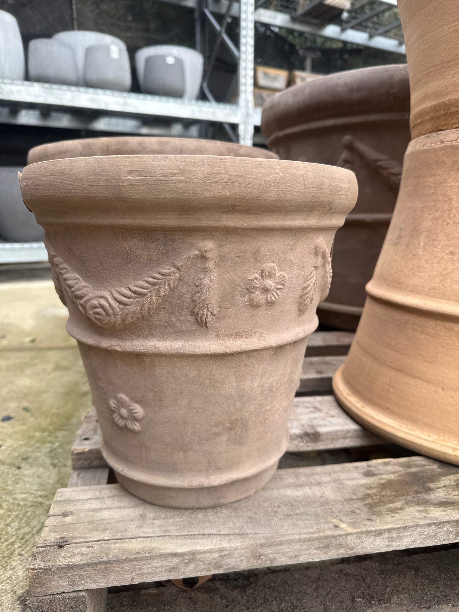 Antique Terracotta Wreath Pot Small 29 x 29cm