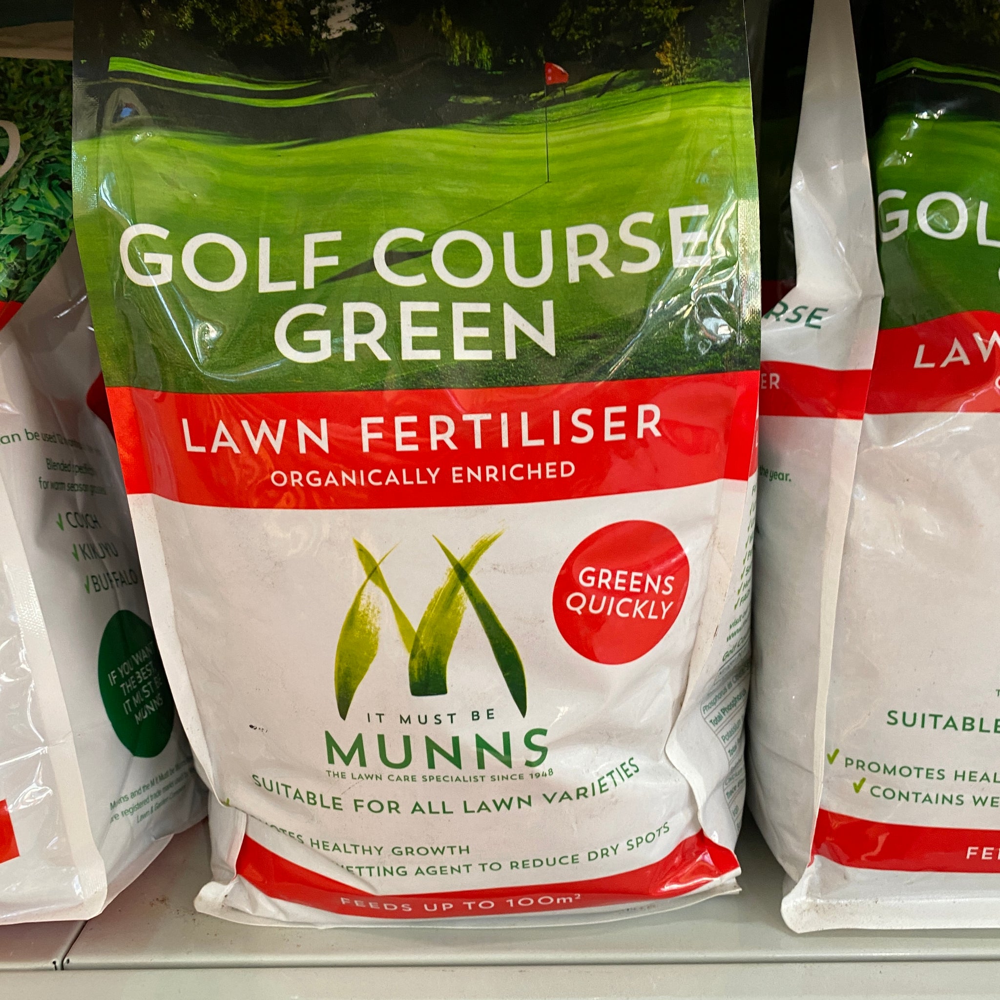 Yates Munns Golf Course Green Lawn Fertiliser 5 kg