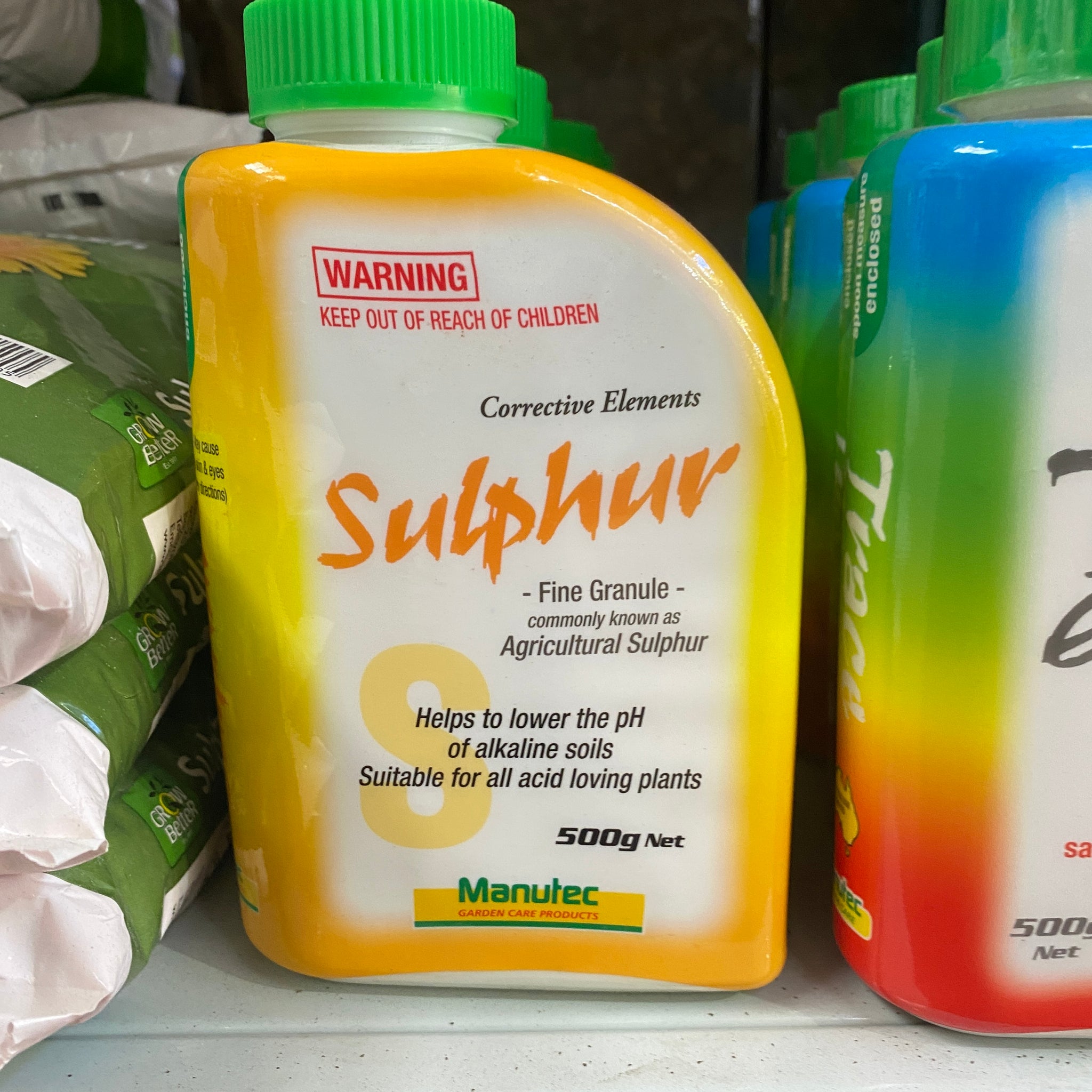 Manutec Sulphur - For Lowering Soil pH - bottle 500 g 2