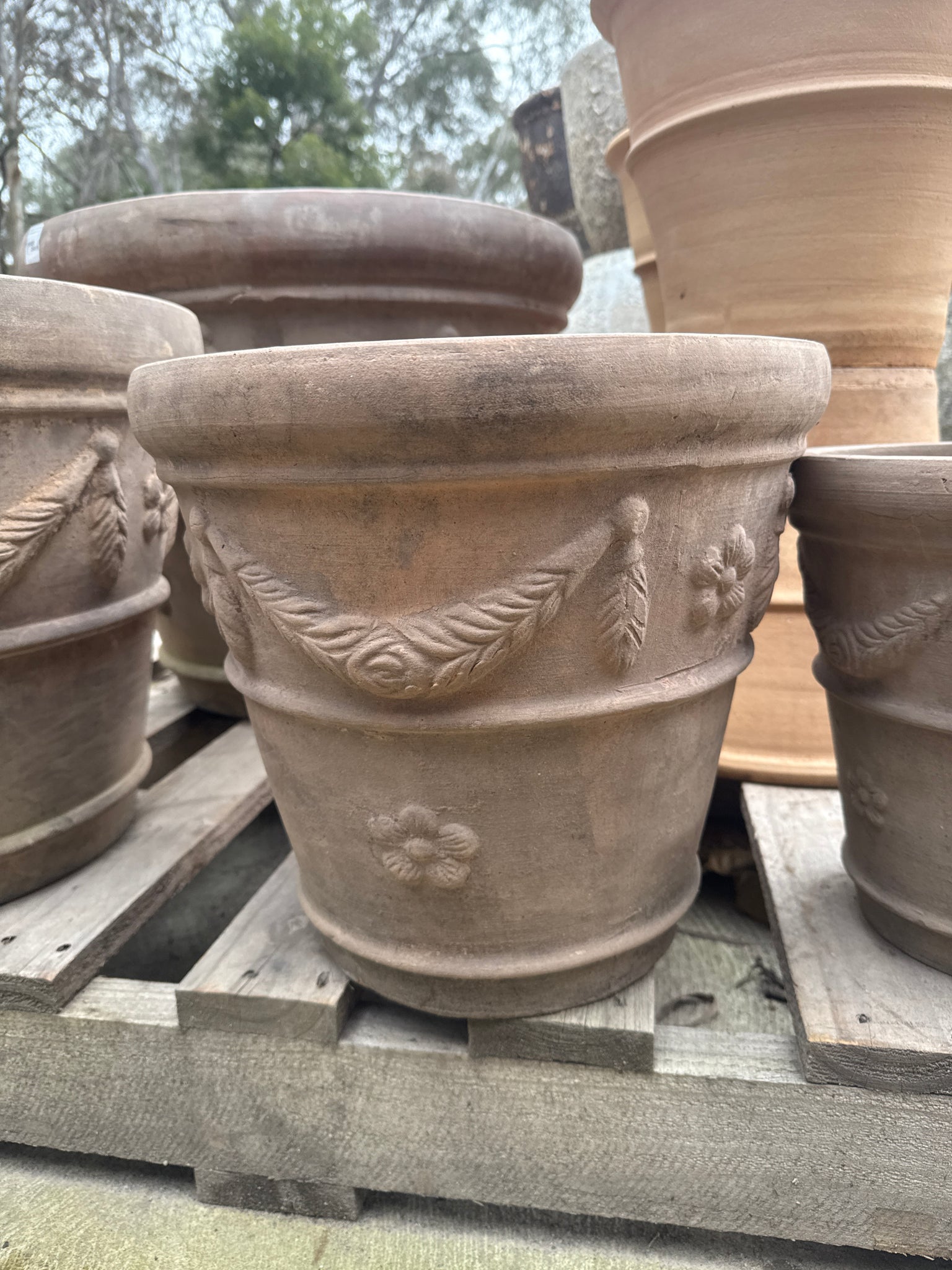 Antique Terracotta Wreath Pot Medium 38 x 34cm